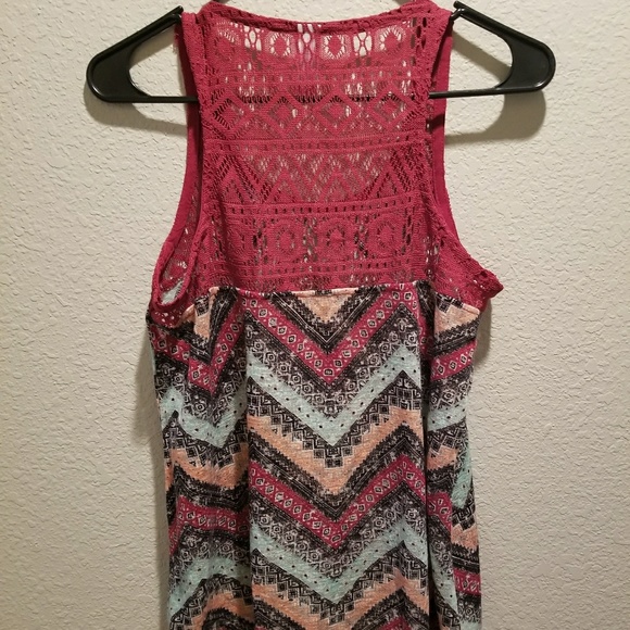 Top - Picture 2 of 2